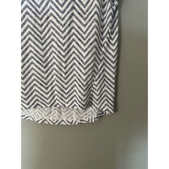 Athleta breezy muscle tank chevron women’s size S - Picture 4 of 7